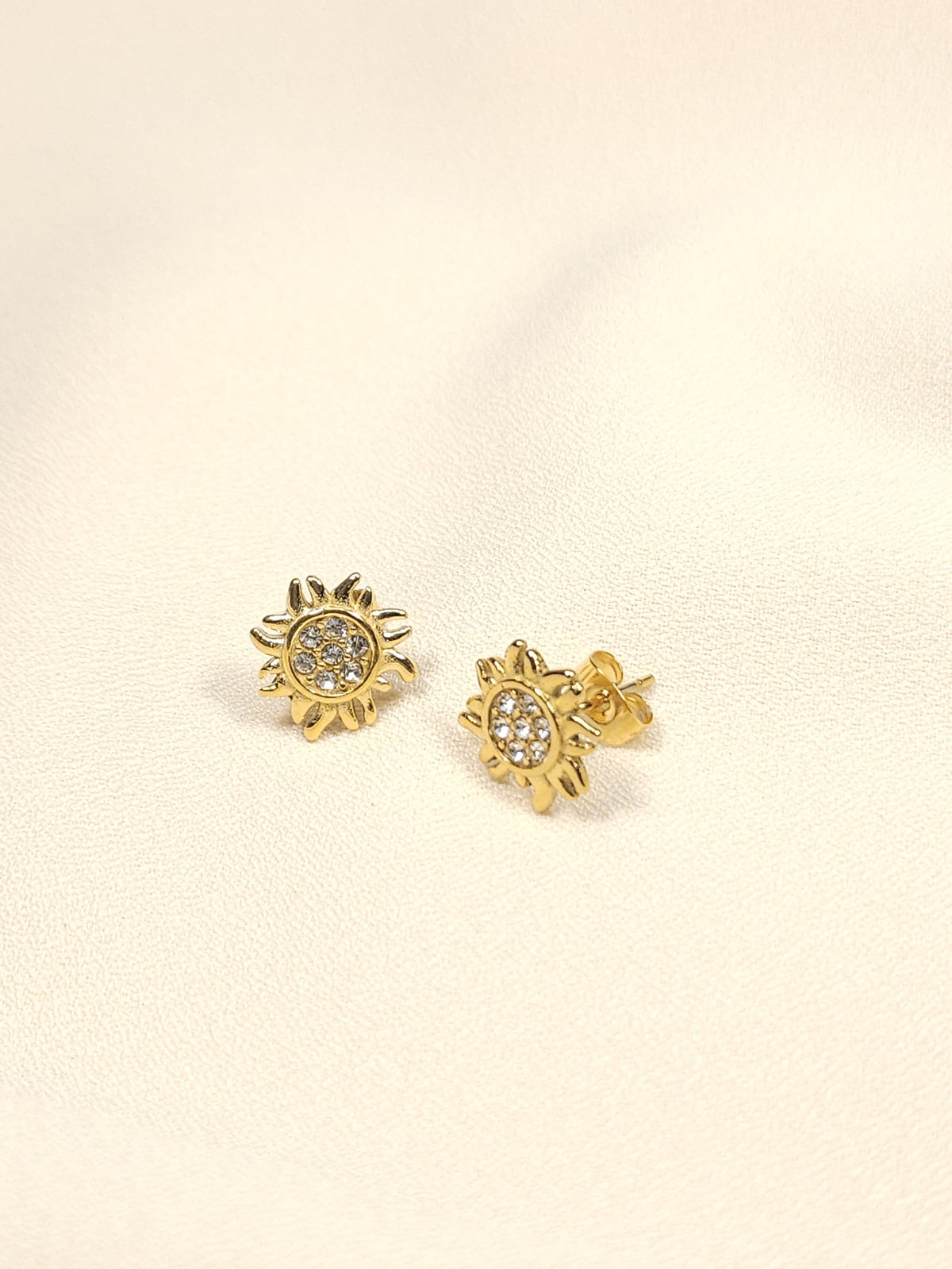 Set SOL - Juego de Collar y Aretes Sol Zirconia Acero Inoxidable Chapa Oro 18k